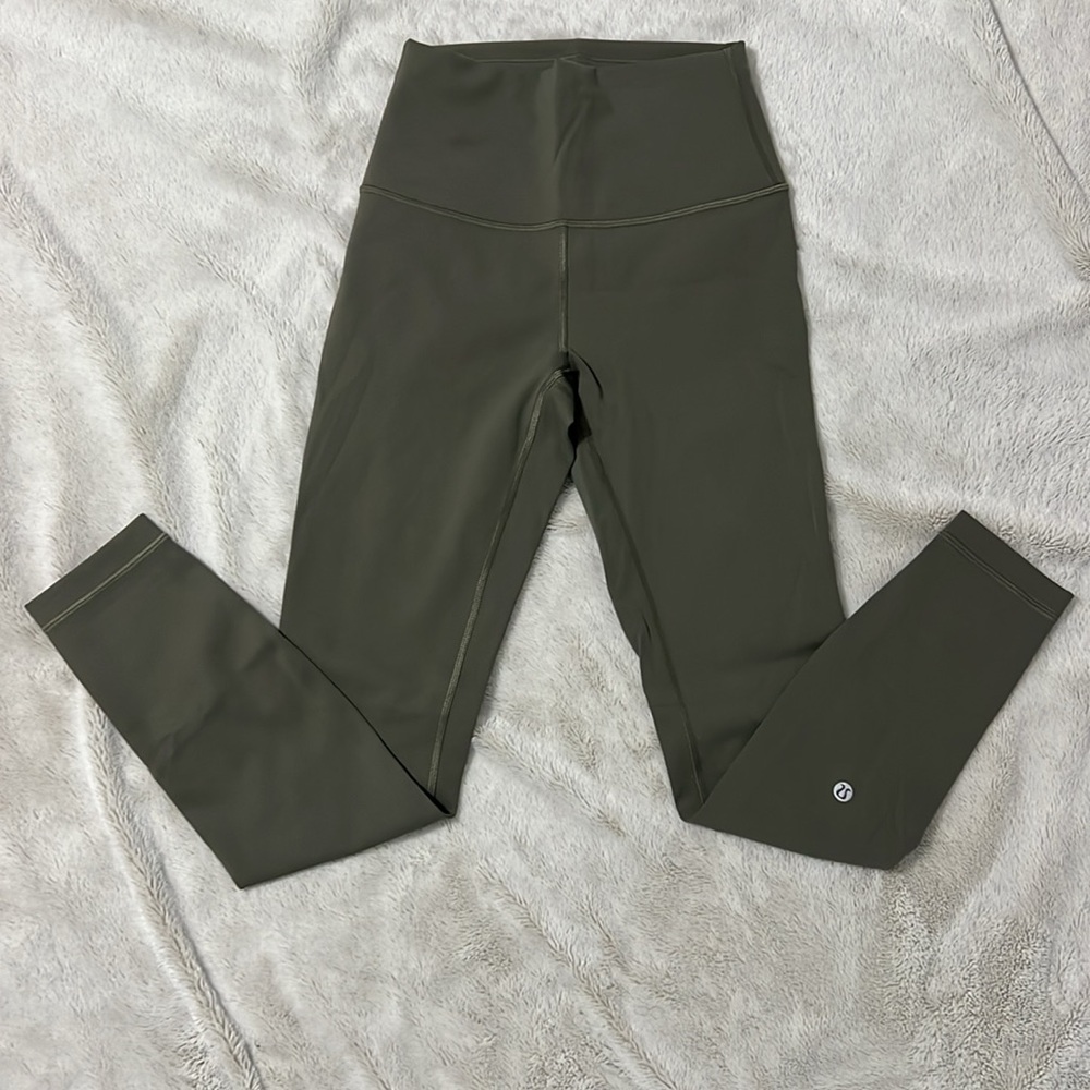 Lululemon leggings size 4